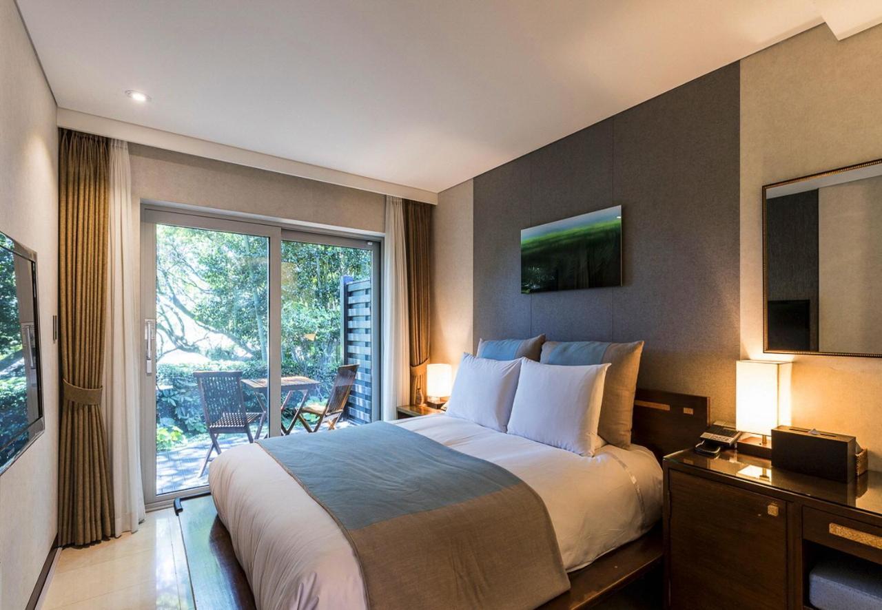 The Seaes Hotel & Resort Согвипхо Номер фото
