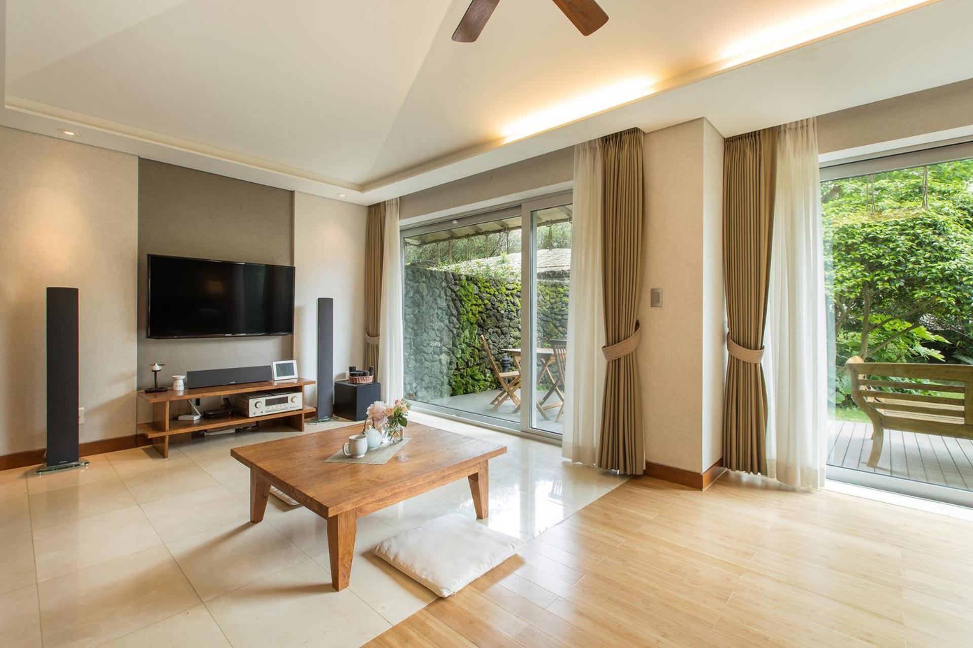 The Seaes Hotel & Resort Согвипхо Экстерьер фото