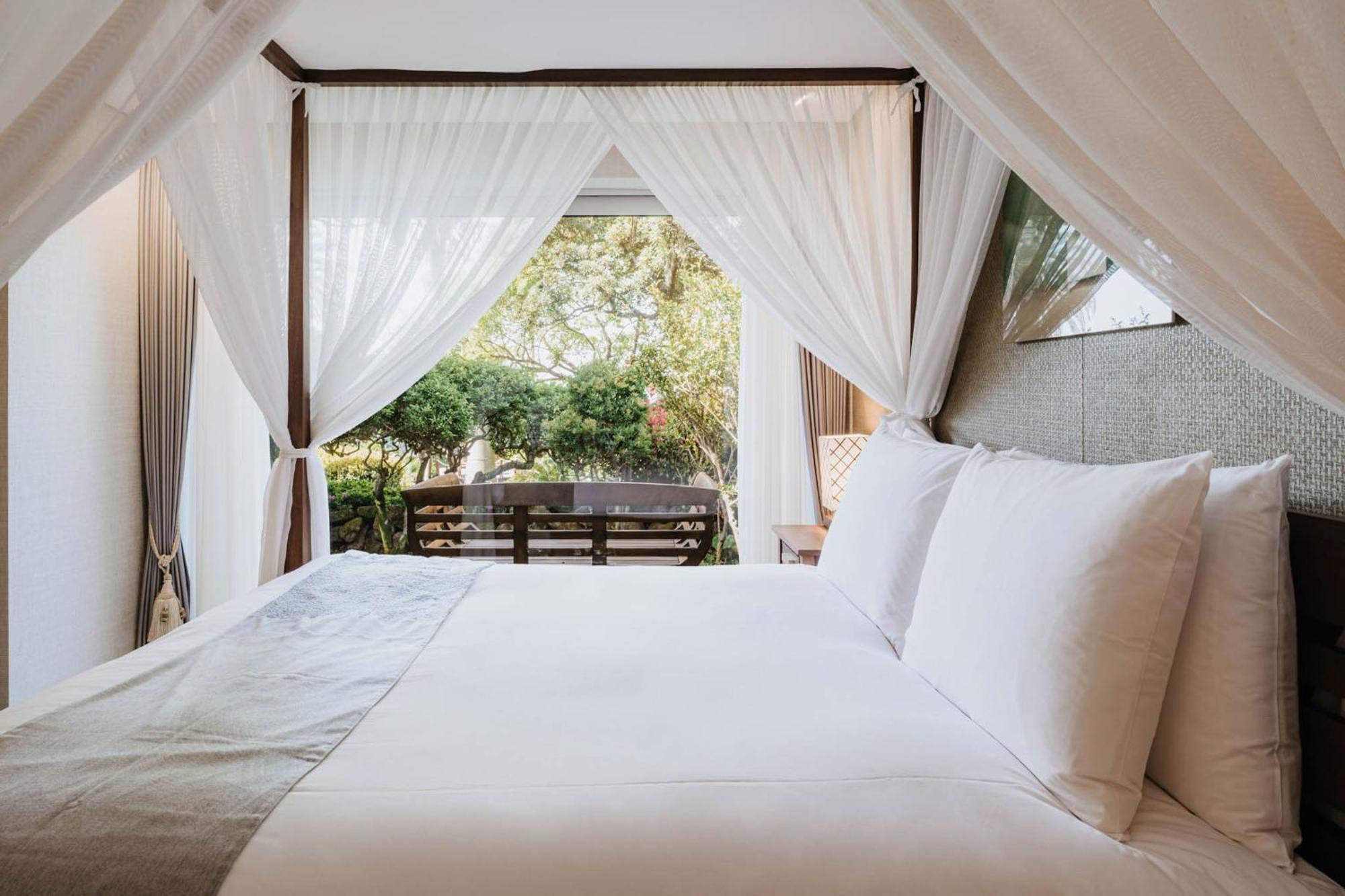 The Seaes Hotel & Resort Согвипхо Номер фото
