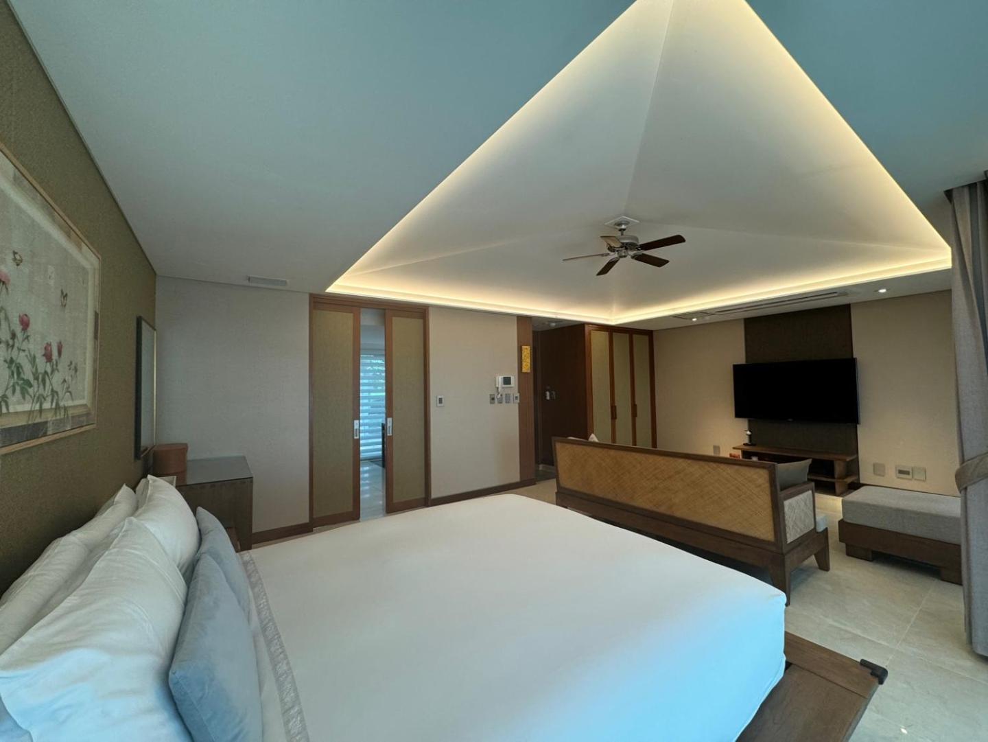The Seaes Hotel & Resort Согвипхо Номер фото