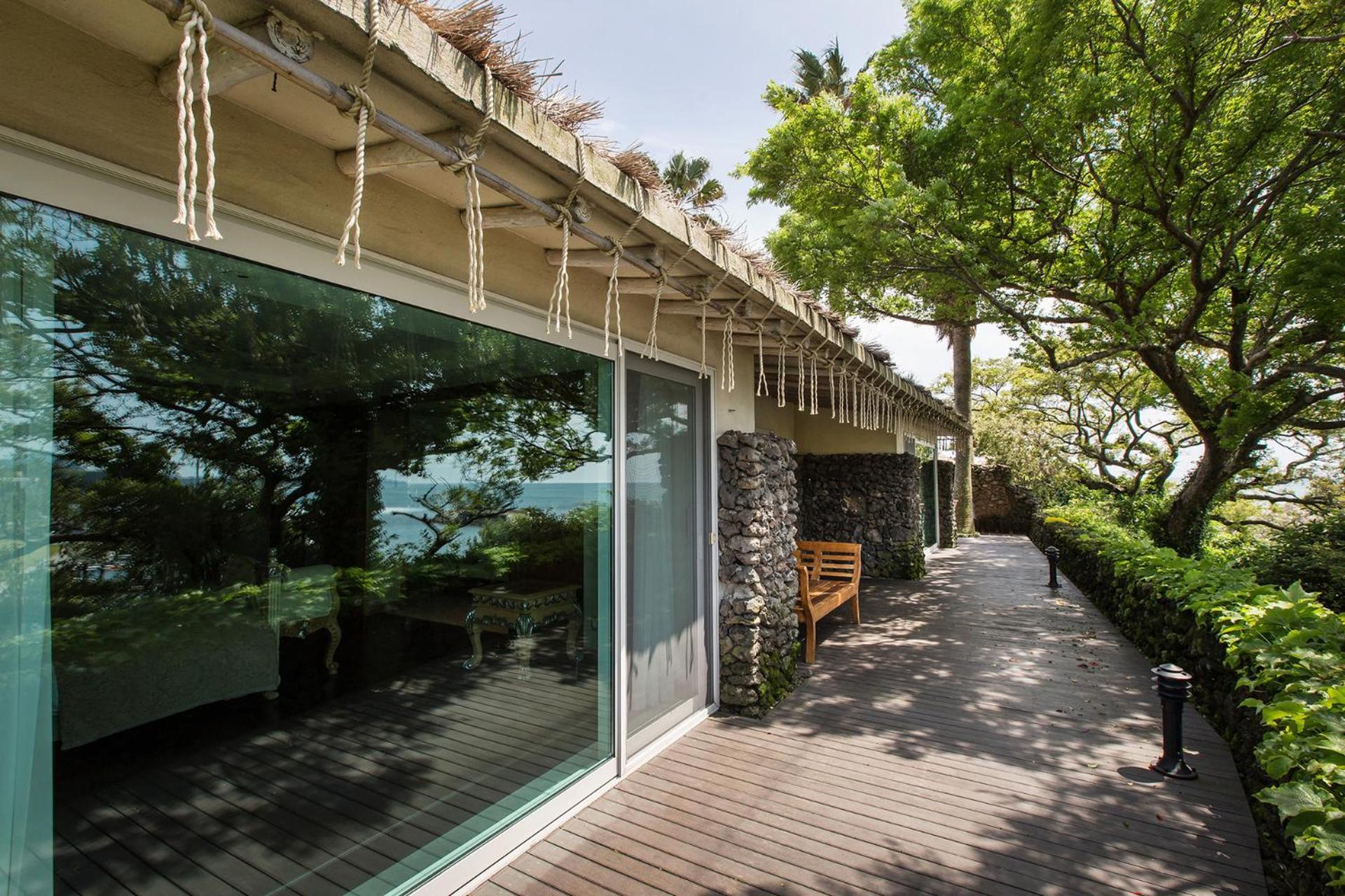 The Seaes Hotel & Resort Согвипхо Экстерьер фото
