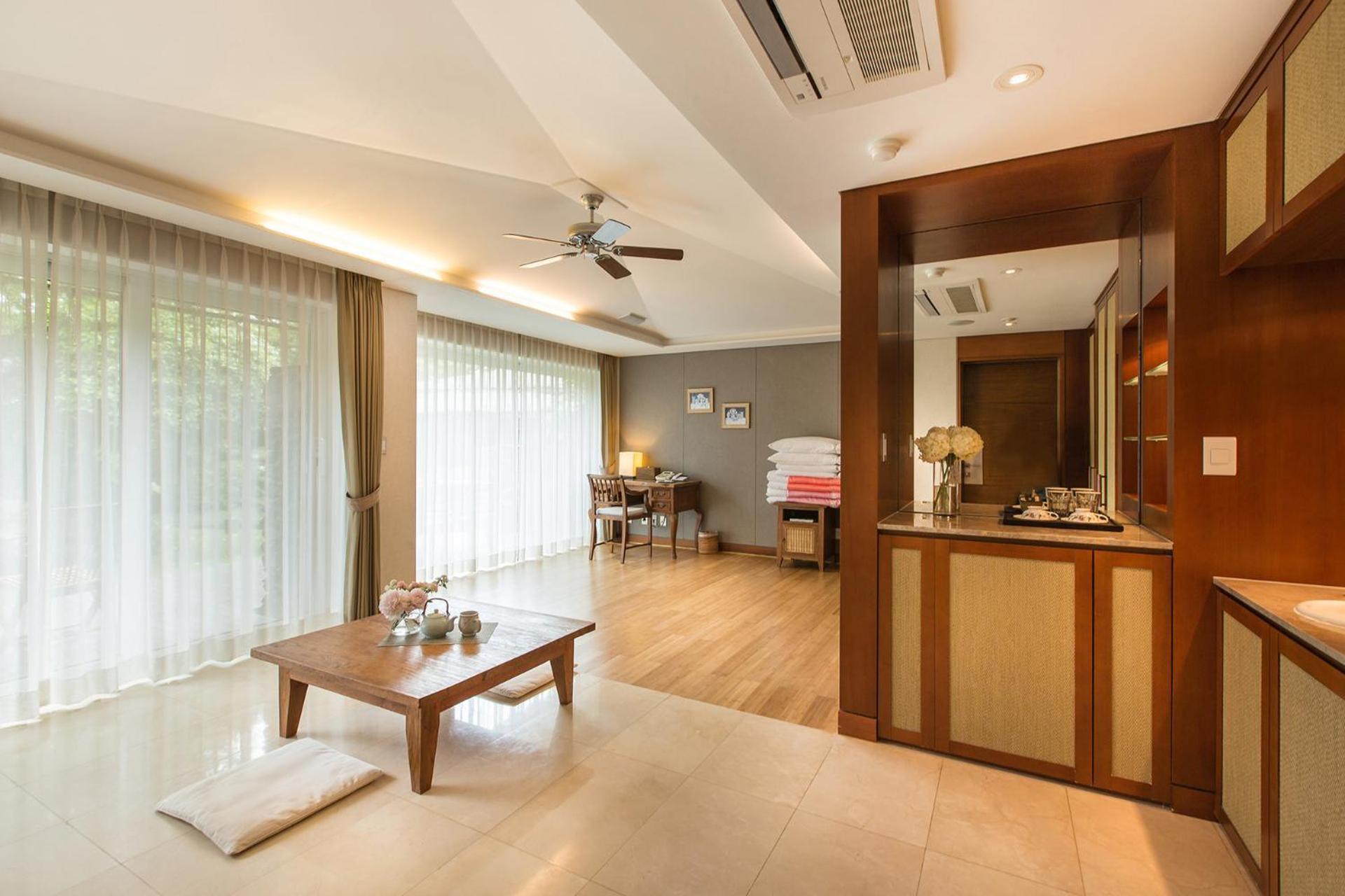 The Seaes Hotel & Resort Согвипхо Номер фото